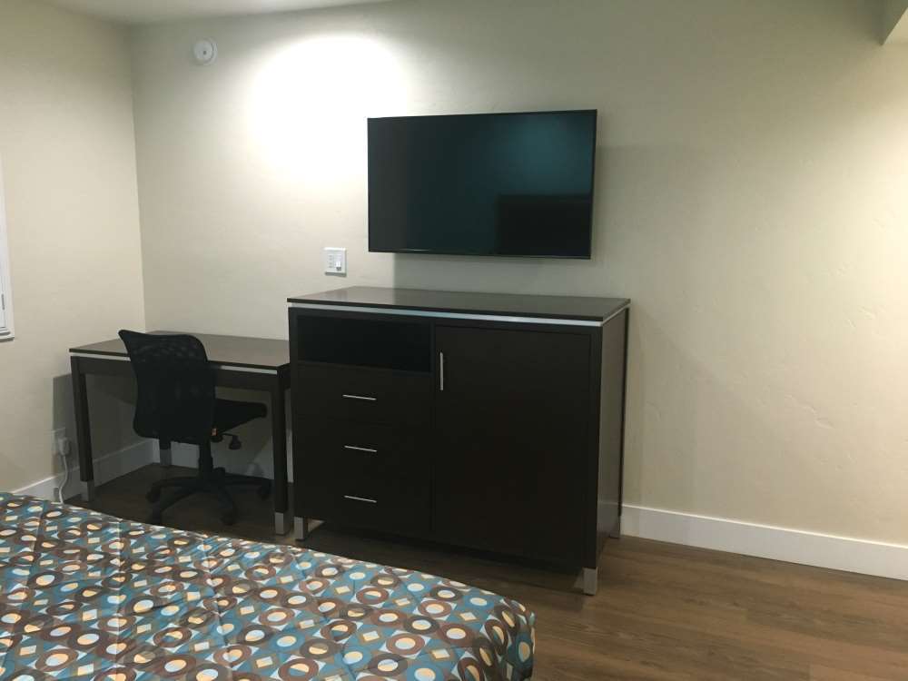Vagabond Inn Executive - Bakersfield Downtowner Room photo
